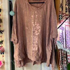 Kantha Bae Dream Pull over